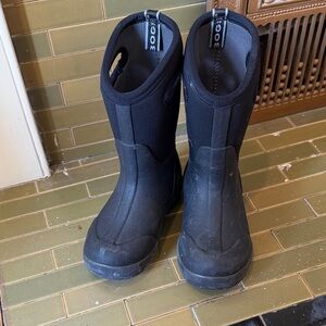 Bogs Black Kids Rain & Snow Boots - Size 1 Youth